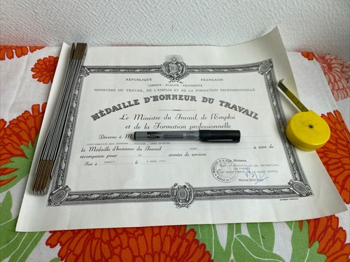 Demander la médaille du travail