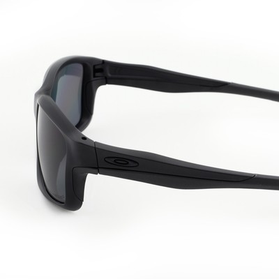 Oakley Chainlink Sunglasses OO9247-15 Matte Black Grey Polarized 