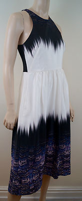 TIBI IBIS Abendkleid Seide umrandet Federdruck hinten gekreuzt Plissee US6 UK10