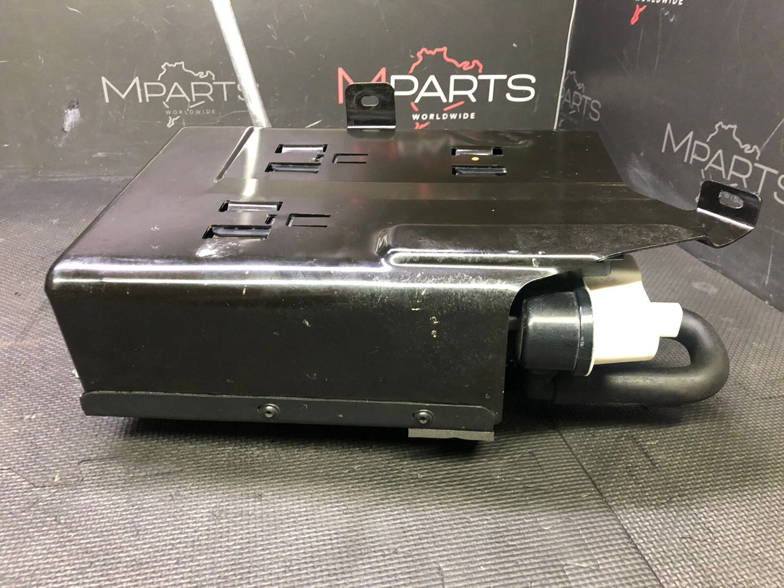 0261222010 Bosch Leak Detector Diagnosis Pump & Tank 19-23 Ferrari F8 Tributo