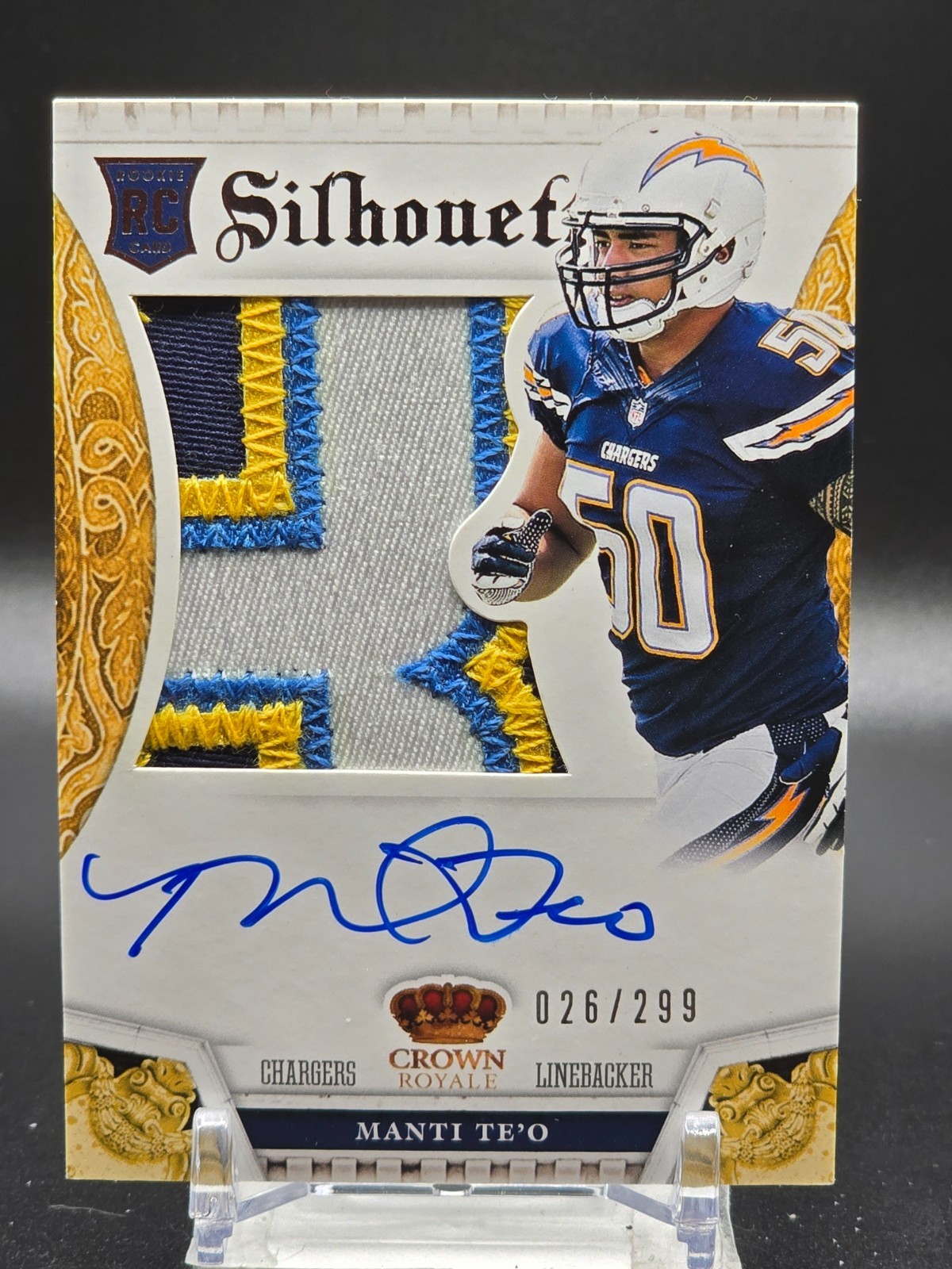 Manti Te'o Panini Crown Royale #222 Rookie Silhouette Material Autograph