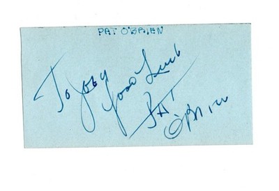 Pat O'Brien US-amerikanischer Filmschauspieler signierte Albumseite handsigniert