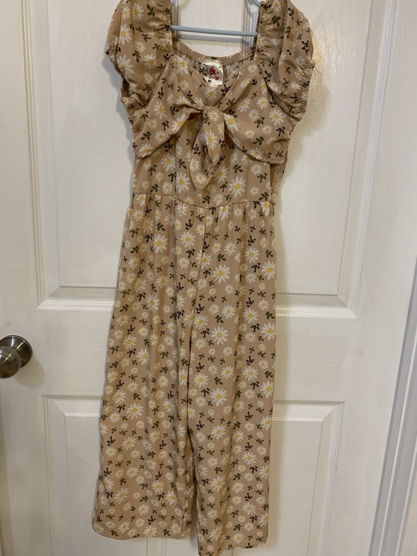 NWOT Jessie and Jenna Girls Size 8 Jumpsuit