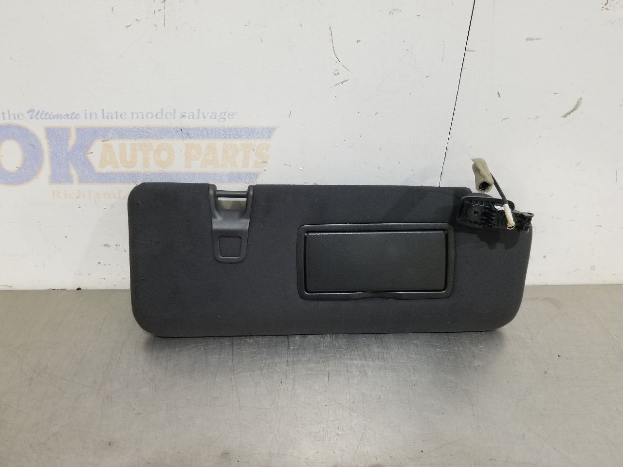 23 2023 MASERATI GRECALE SUN VISOR RIGHT PASSENGER BLACK SUEDE