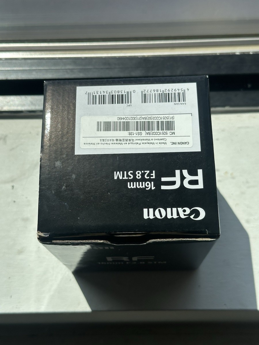 【~7/31値下げ】【美品】Canon 16mm F2.8 Canon RF 16mm f/2.8 STM Ultra Wide-Angle Lens for sale