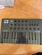 Arturia MiniLab 3 MIDI Hybrid 25 Key Keyboard...