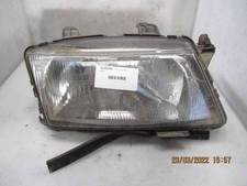 Feu avant (phare) Saab 900
