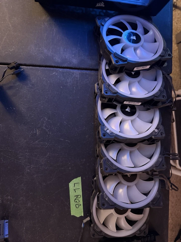 Ventilador LED Corsair LL Series LL120 RGB Negro 120mm 6x Ventiladores + Corsair Commander Pro Foto 2 de 3