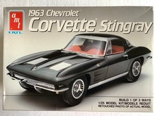 ✅AMT 6520 1:25 1963 Chevrolet "Corvette Stingray" (GY286-22S7/3)