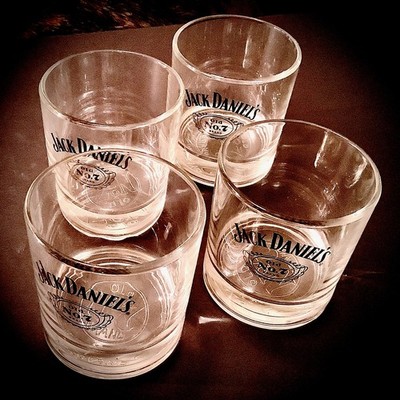 Jack Daniel's OLD No 7 BRAND (SET OF 4) Glasses w/ Logo Embossed Base - Daniels