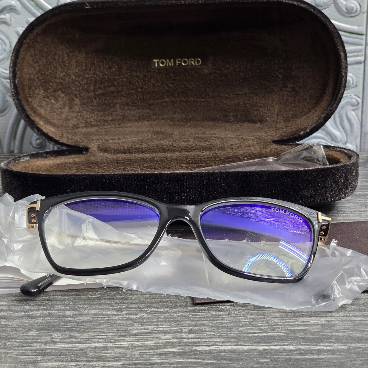 小物 TOM FORD Tom Ford Kit Astuccio Rigid B8 Donna Sunglasses Open Box | eBay