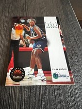 1993-94 SkyBox Premium NBA Basketball Card #214 Ron Jones Rookie, Mavs (L6)