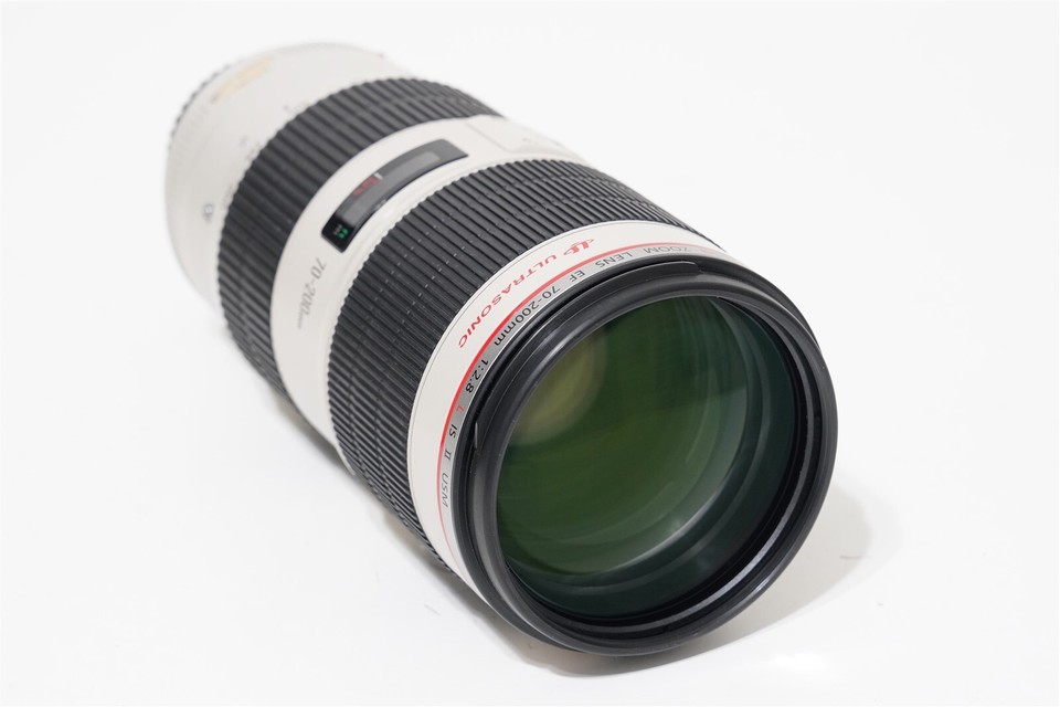 Canon EF 70200mm f/2.8 L IS II USM Lens EXCELLENT EOS DIGITAL + BONUS