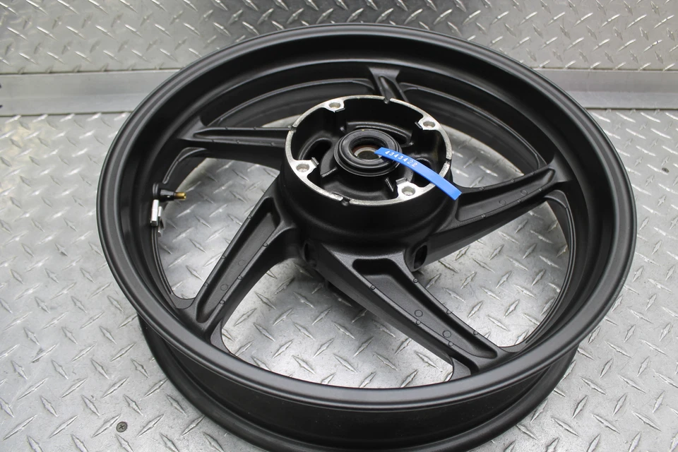 2017 HONDA CBR300R ARO TRASEIRO 42650-K33-D01ZA - Imagem 3 de 4