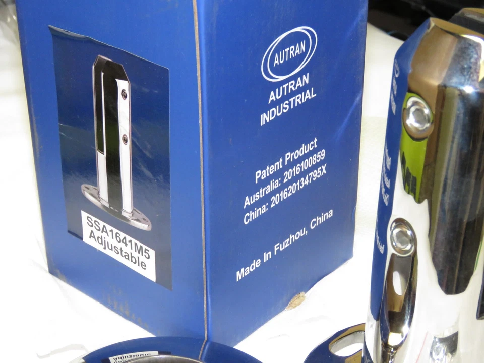 Duplex 2205 Frameless Glass Spigot Stainless Pool Deck Balustrade - image 3 of 4