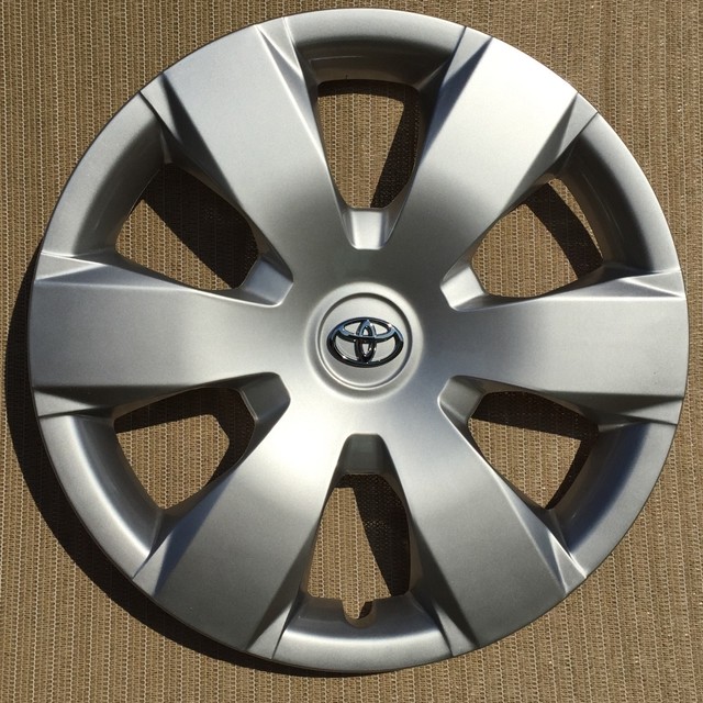 16" Hubcap Wheelcover fits 20072011 Toyota Camry eBay