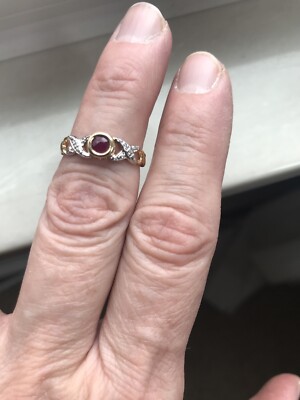 RAR! Natürlicher Rubin Edelstein 9K YG Diamant Akzent Größe 7 Ring feiner Schmuck Hochzeit
