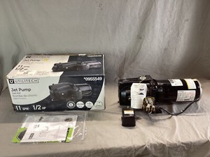Utilitech 1/2-HP Cast Iron Shallow Well Jet Pump 0955549