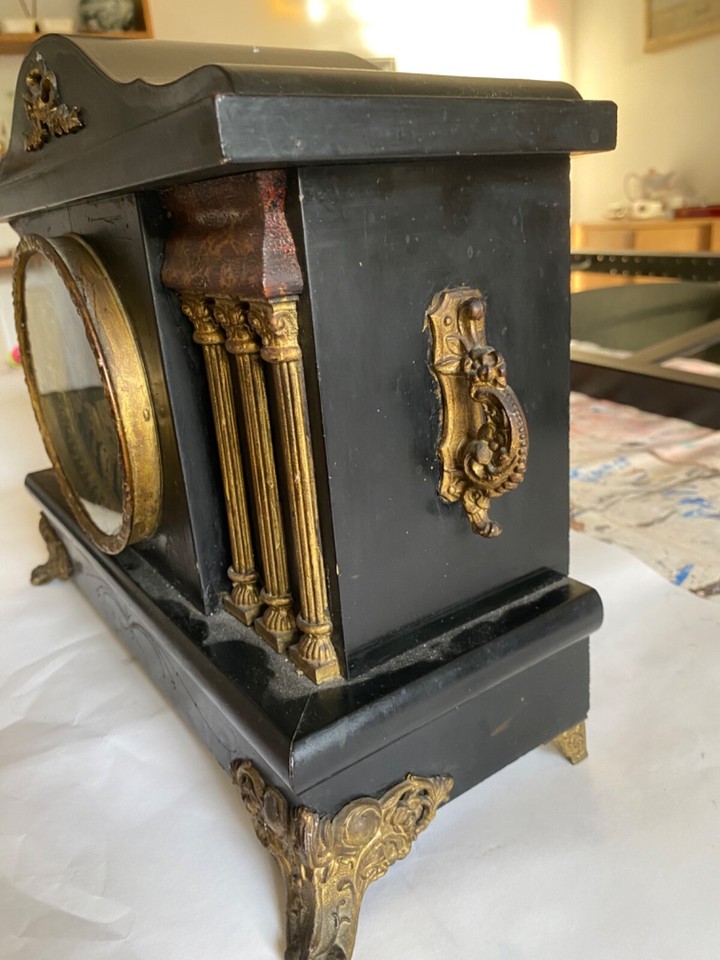 Antique Sessions Chiming Mantle Clock. Working but missing pendulum