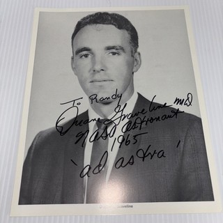 NASA PHOTO SIGNED/INSCRIBED BY ASTRONAUT DUANE GRAVELINE “1965 AD ASTRA”
