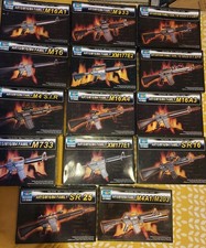 AR 15 / M16 COLLECTION 1/3 SCALE X 14 RIFLES RARE COLLECTABLE TRUMPETER