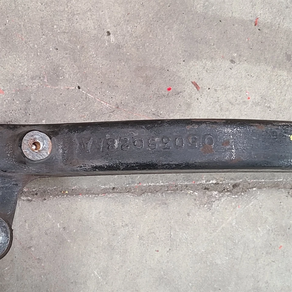 08-14 道奇挑战者 Srt8 乘客前关节主轴带轮毂 Rh AA7396 — 第 3/4 张图片