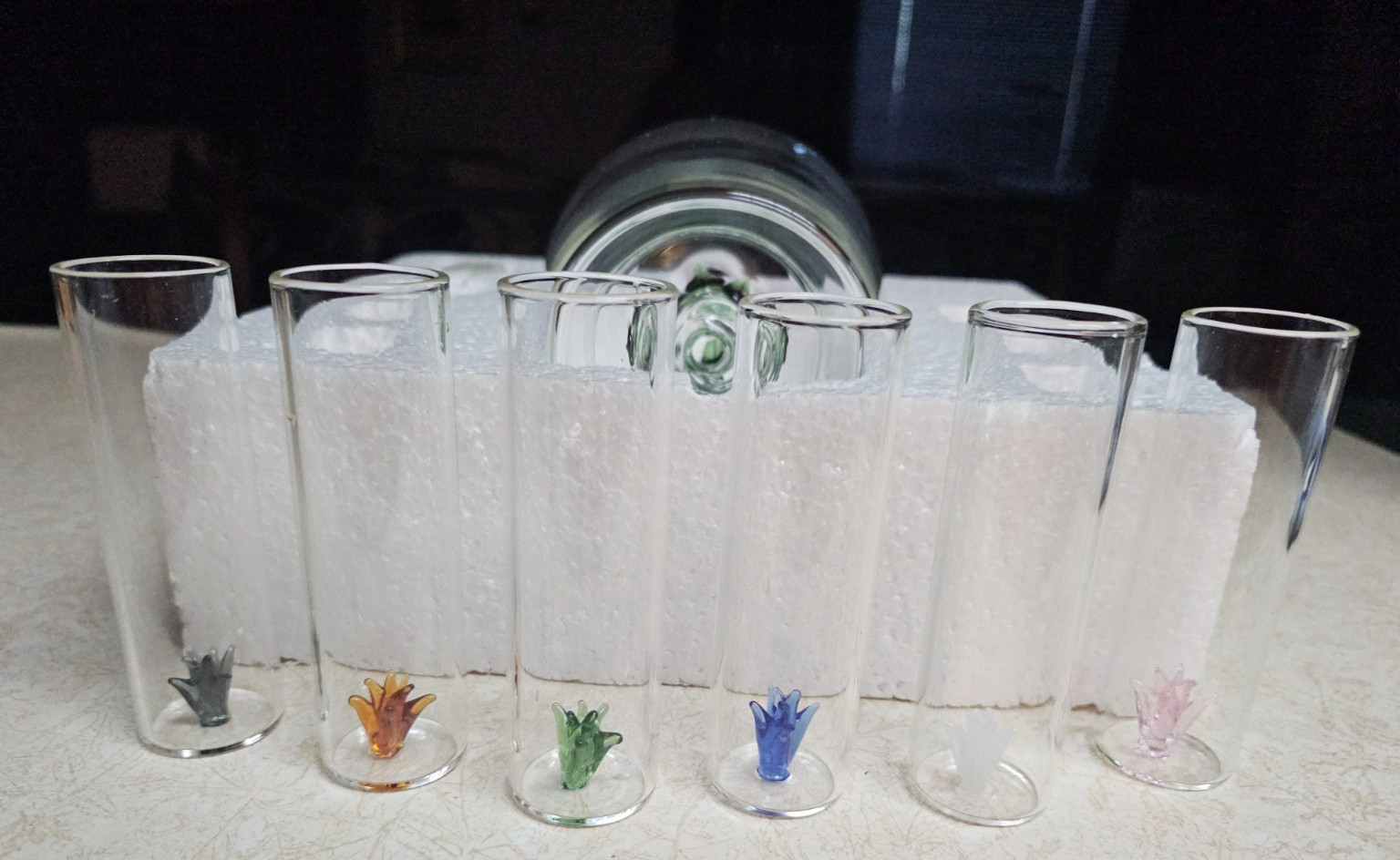 The Wine Savant 25-Ounce Agave Tequila Decanter & 6 3-Ounce Shot Glasses