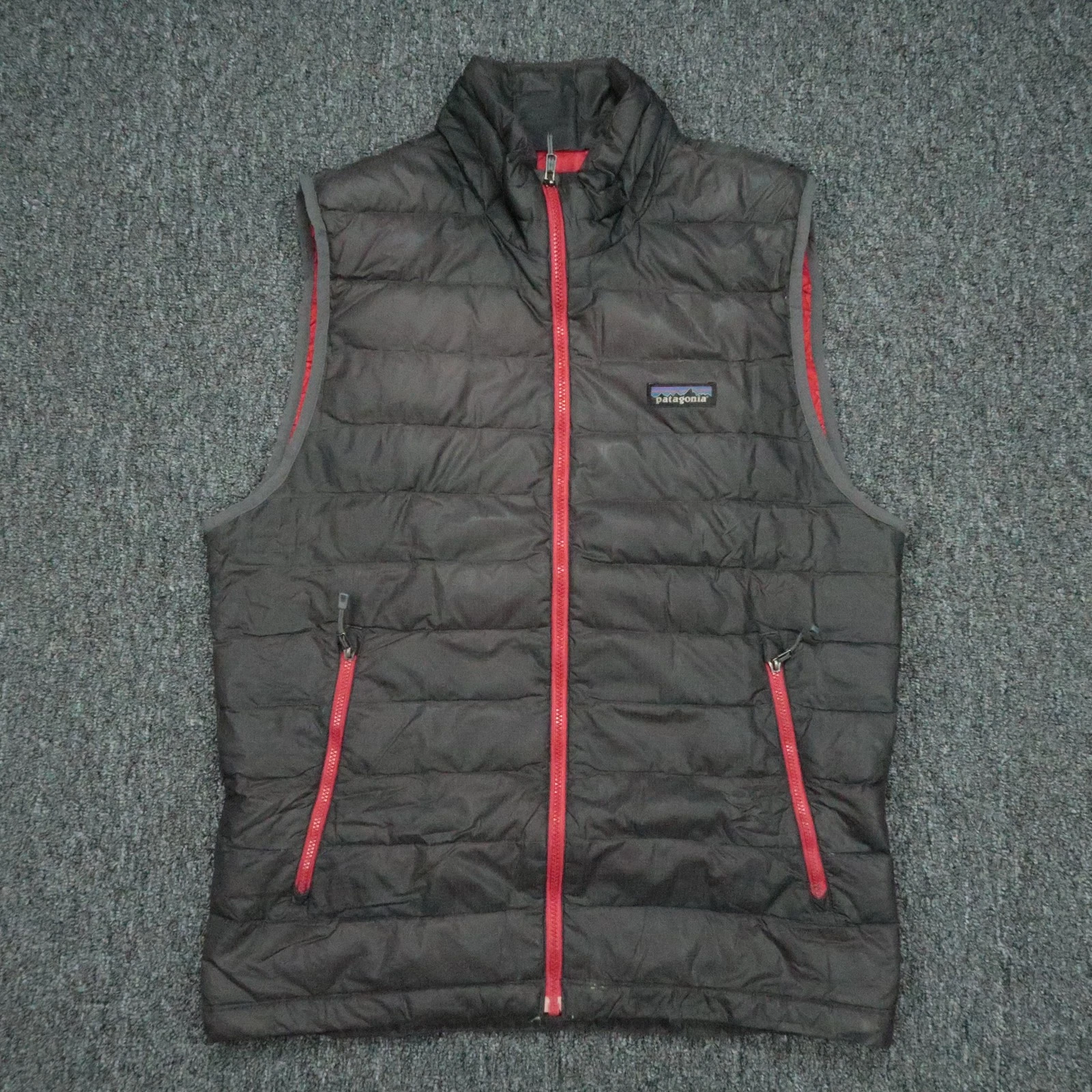 Patagonia Vest Mens Small Gray Puffer Insulated Goose Down Sweater Full Zip *