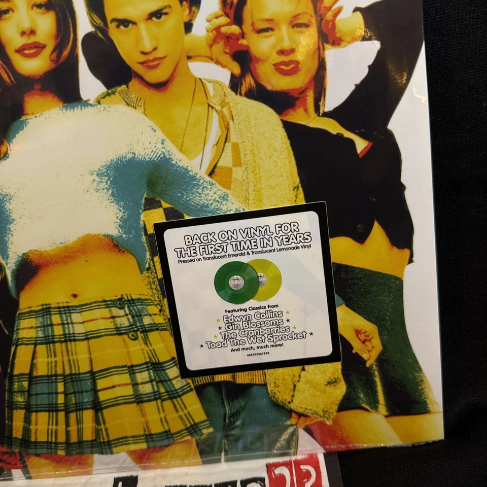 Empire Records The Soundtrack Translucent Emerald Lemon Color Vinyl 2LP Record - Imagem 4 de 4