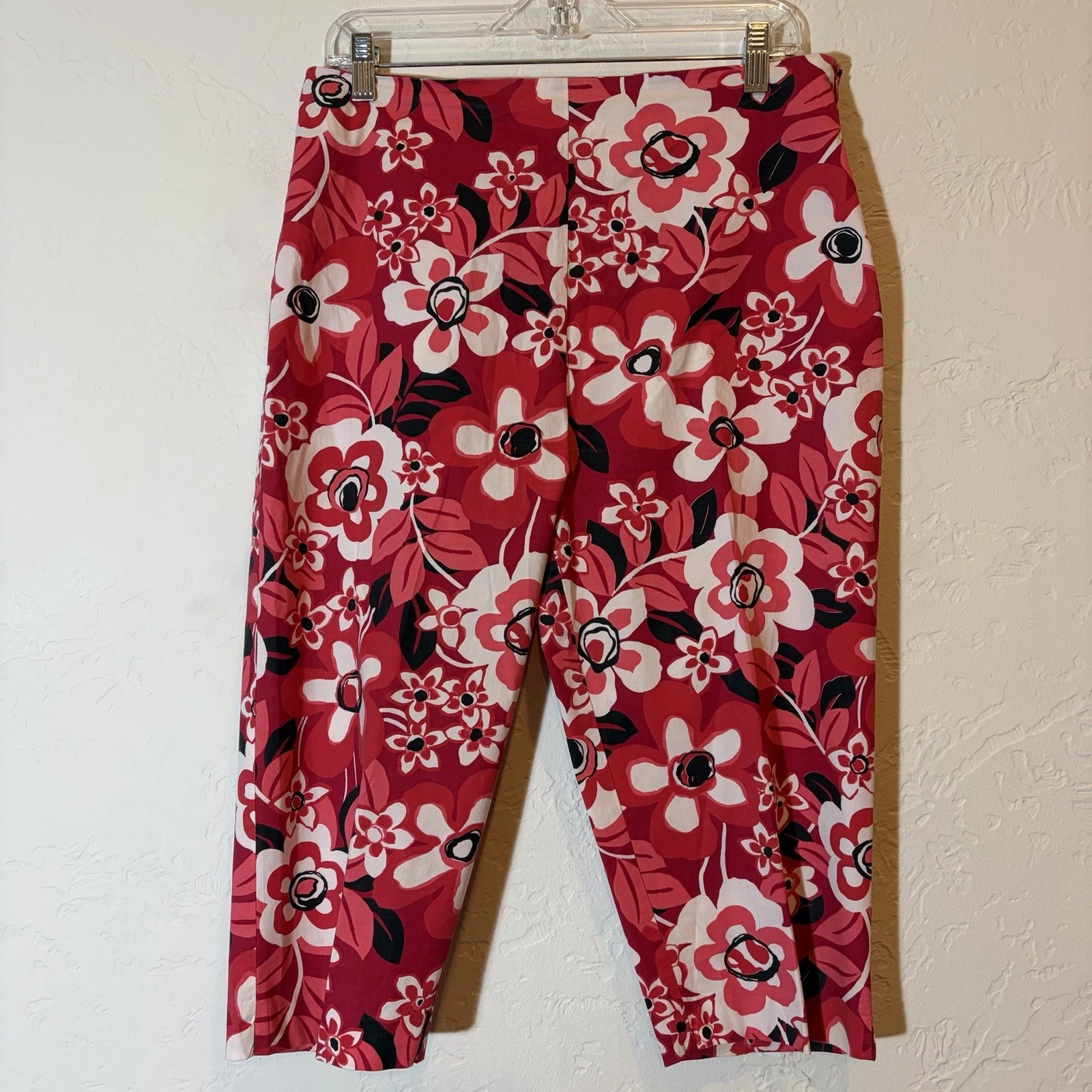 Perlita Floral Capri Pants Red Pink White Retro Mod Stretch Cropped Pants 14