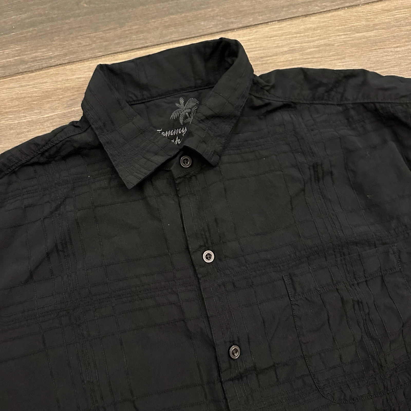 Tommy Bahama Shirt Mens Large Black Silk Short Sleeve Button Up Hawaiian Beach