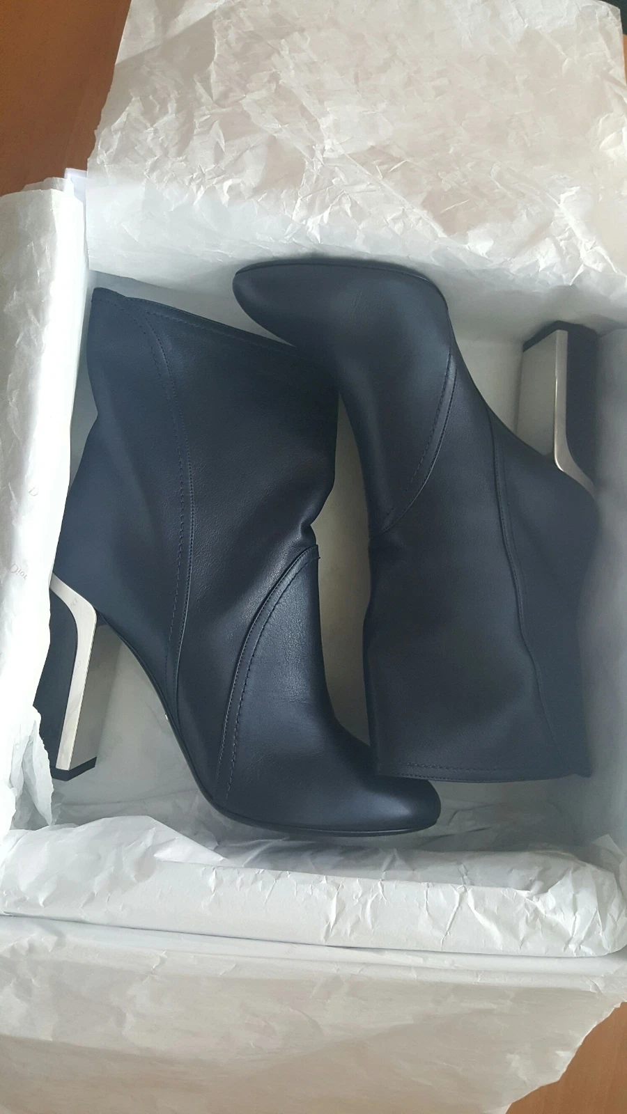Bottes cheville Christian Dior neuves dans leur boîte cuir de veau bleu marine EU 38 US 8