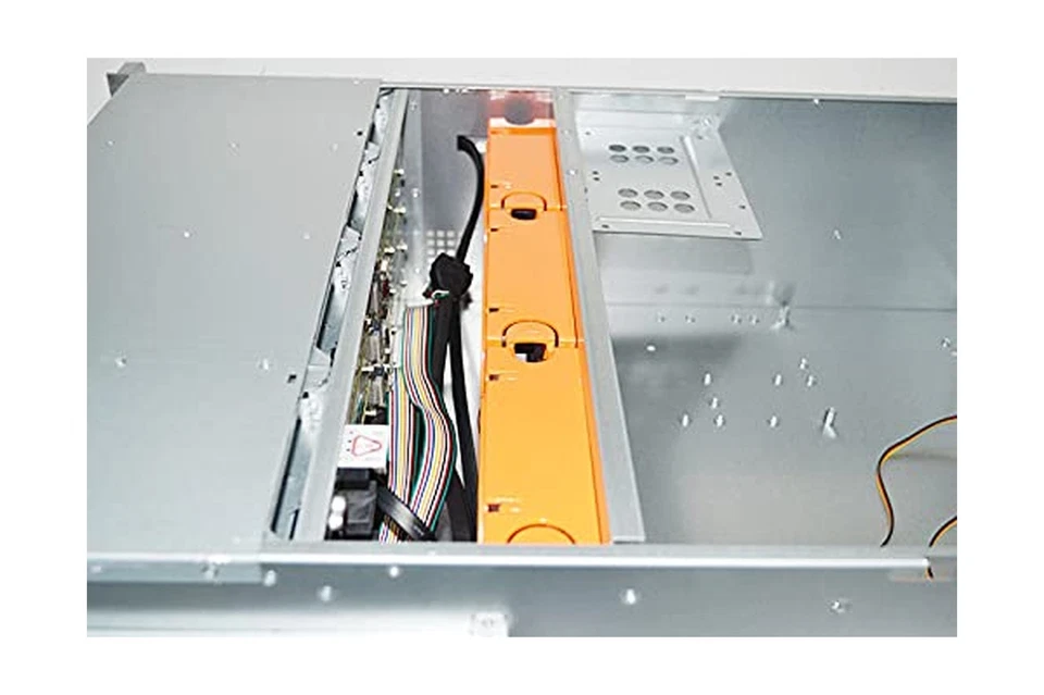 4U Rackmount Server Case Chassis with 24 Hot-Swappable SATA/SAS Drive Bays - Image 4 of 4