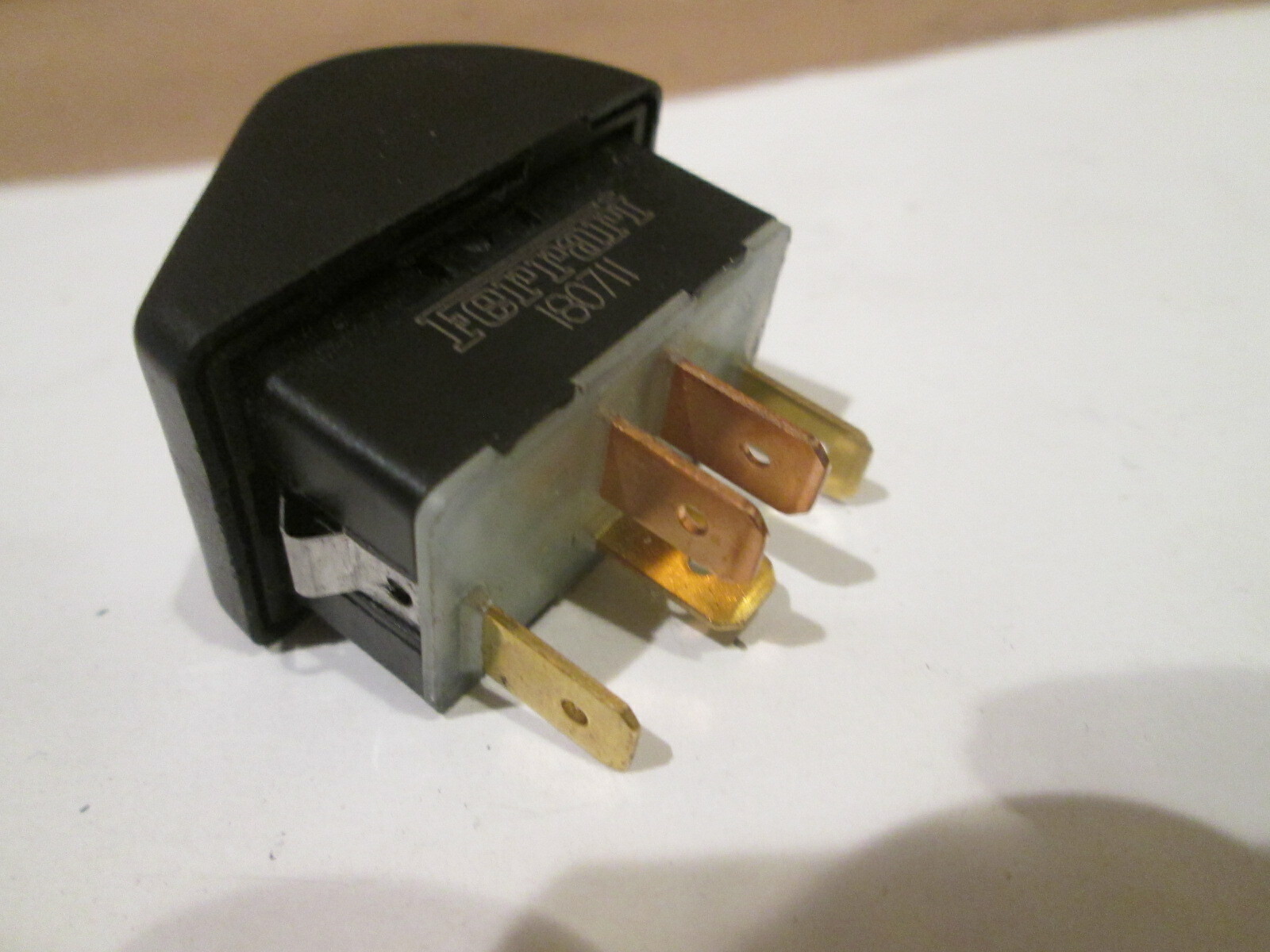 Ferrari 360 Modena, ASR Exclusion Switch P/N 180711