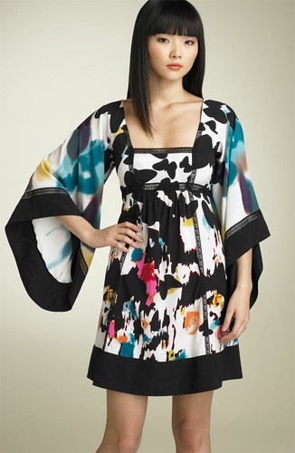 Diane von Furstenberg Leena traveling 