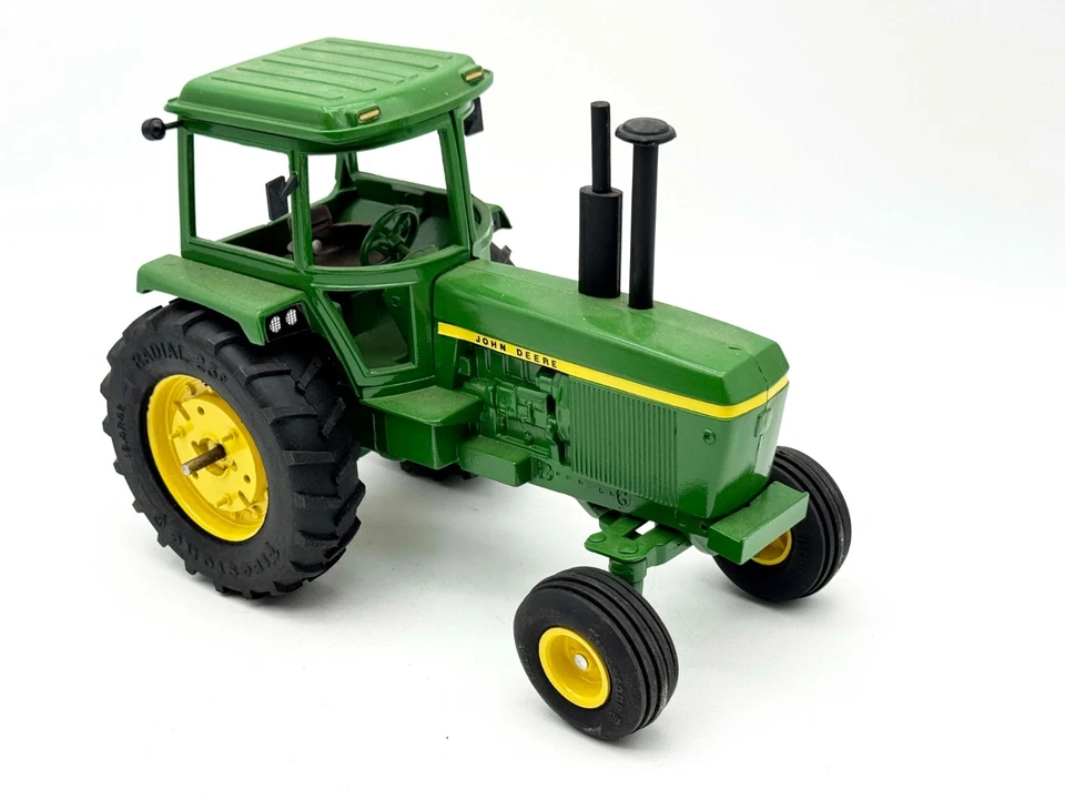 John Deere 4430 Early Custom 1/16 Foto 2 de 4