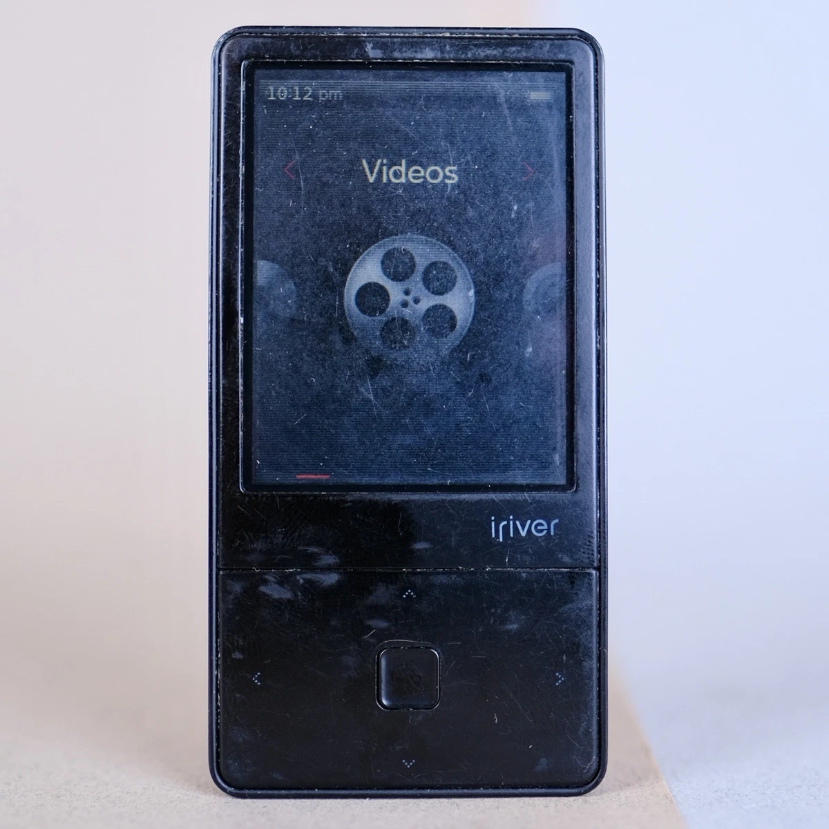 IRiver E10 6GB – MP3 / Photo / FM Player – Modèle E1D, état Mint, Occasion