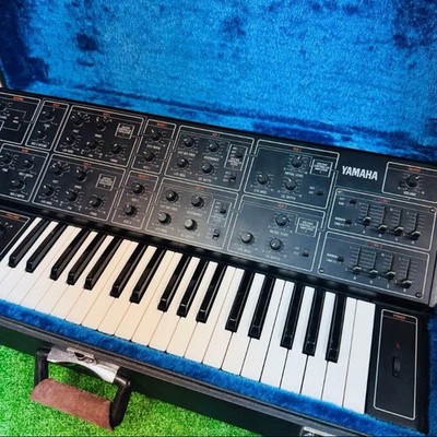 Yamaha CS-15 Vintage Analog Synthesizer Keyboard Made in Japan mit Original Hard