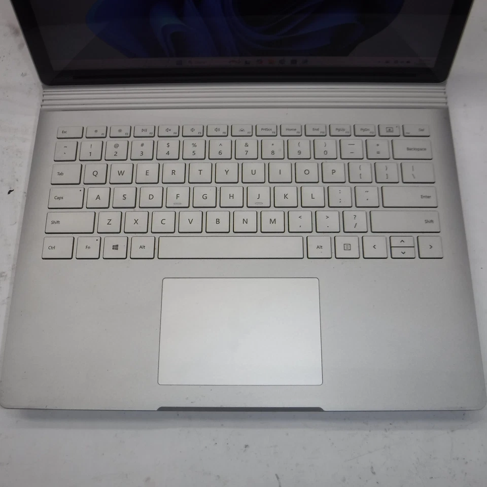 MICROSOFT SURFACE BOOK 2 GTX 1050 I7-8650U 8GB RAM 256GB SSD CON BASE T13 B17 Foto 3 de 4