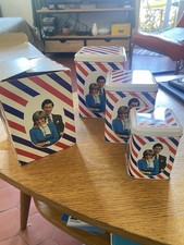 Lot 4 boîtes métal commémoratives Mariage Charles & Diana Spencer 1981 état neuf