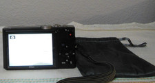 Nikon Coolpix S8200 2 batteries charger 16G SSd card