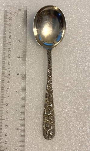 1920s S.Kirk & Son Sterling Silver Floral Repousse Large 7-1/4” Spoon Heavy 51gr