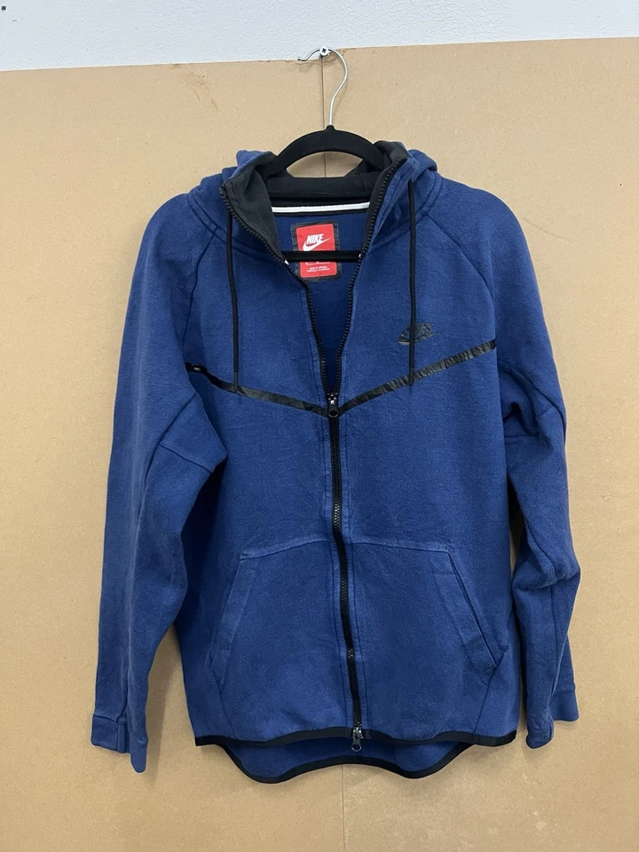 Nike Tech Fleece, photo 2 of 5