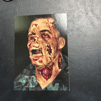 Jb24  The X-Files Season 2 Two Topps #50 Fresh Bones Make Up