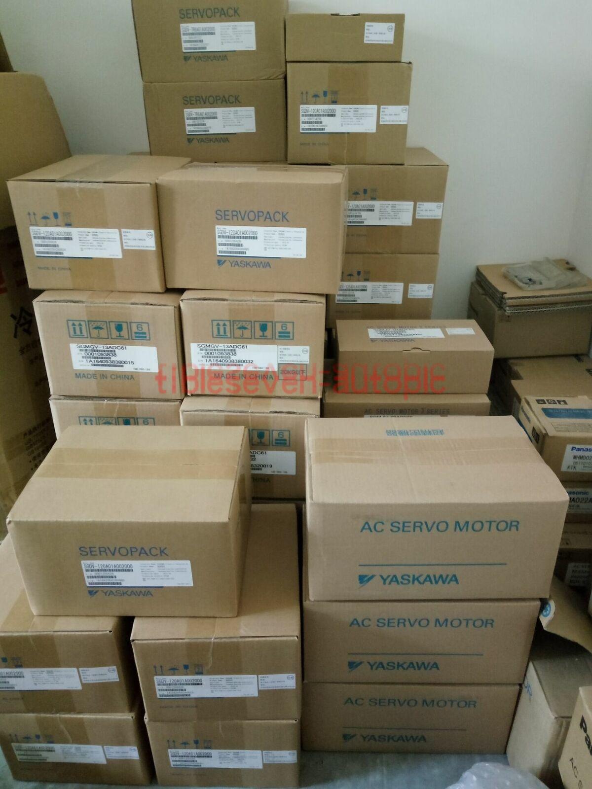 ONE NEW IN BOX Yaskawa Servo Drive SGD7S-1R6A20A