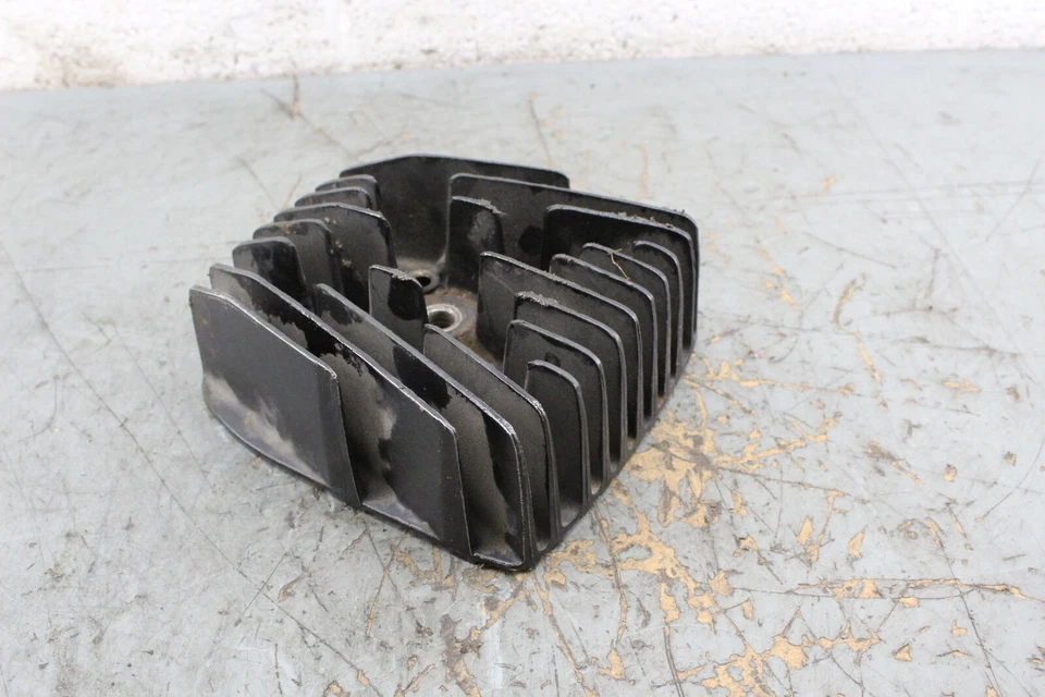 Kawasaki KV100 1976 motor cilindro cubierta de cabeza A232 Foto 3 de 4