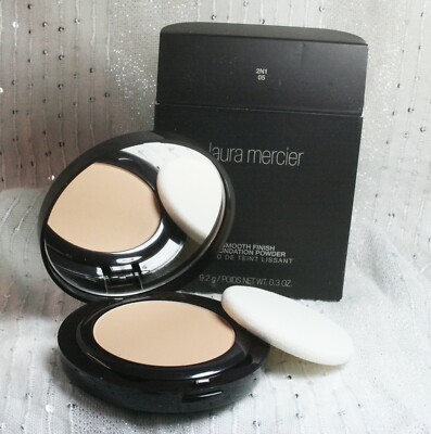 Laura Mercier Smooth Finish ölfreier Foundation-Puder 9,2 g Farbton wählbar