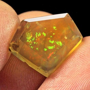 3.2Ct African Black Opal Play Of Color Facet Cut UQSH511