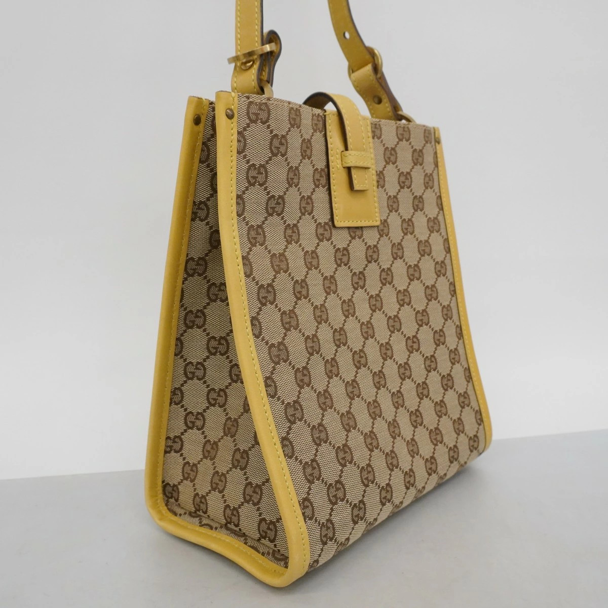 Gucci GG Canvas Shoulder Bag Beige Yellow Leather Gold Hardware thumbnail 2