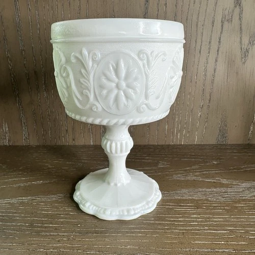 VTG Indiana Milk Glass Pedestal Compote Dish Daisy Floral Medallion 6.5" Bridal